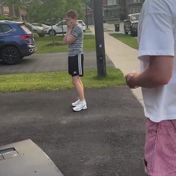 When we decided to congratulate dad on his anniversary 😅