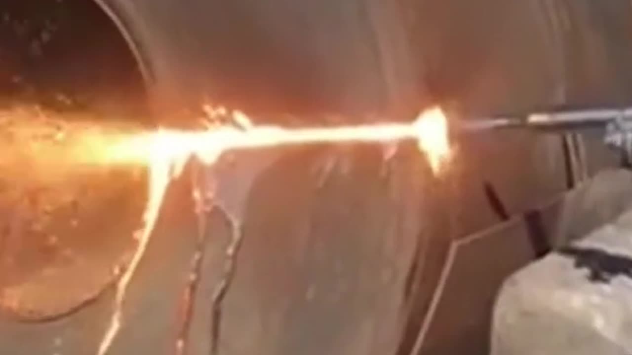 ¿Por qué los rollos de acero no se colocan en posición horizontal? 🤔