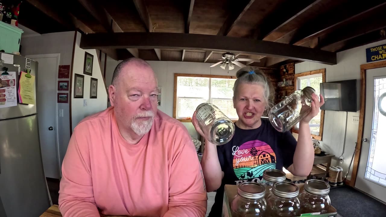 brandy LOVES 1/2 gal mason jars