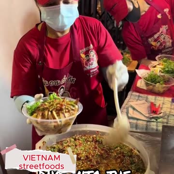 Vietnam Street Seafood Tour – Snails, Squid & Scallops Galore! 🦐🔥