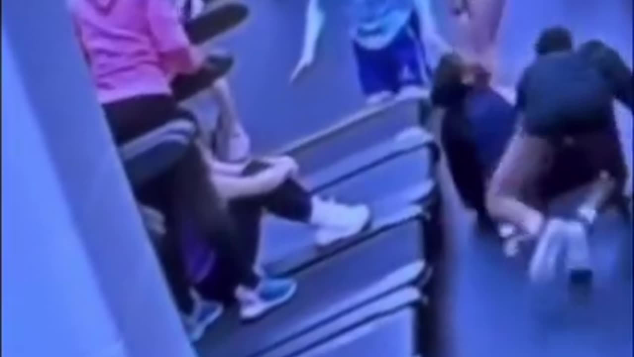 ON MY WORST DAYS 🏃 NEVER FELL OFF OF A TREADMILL❗