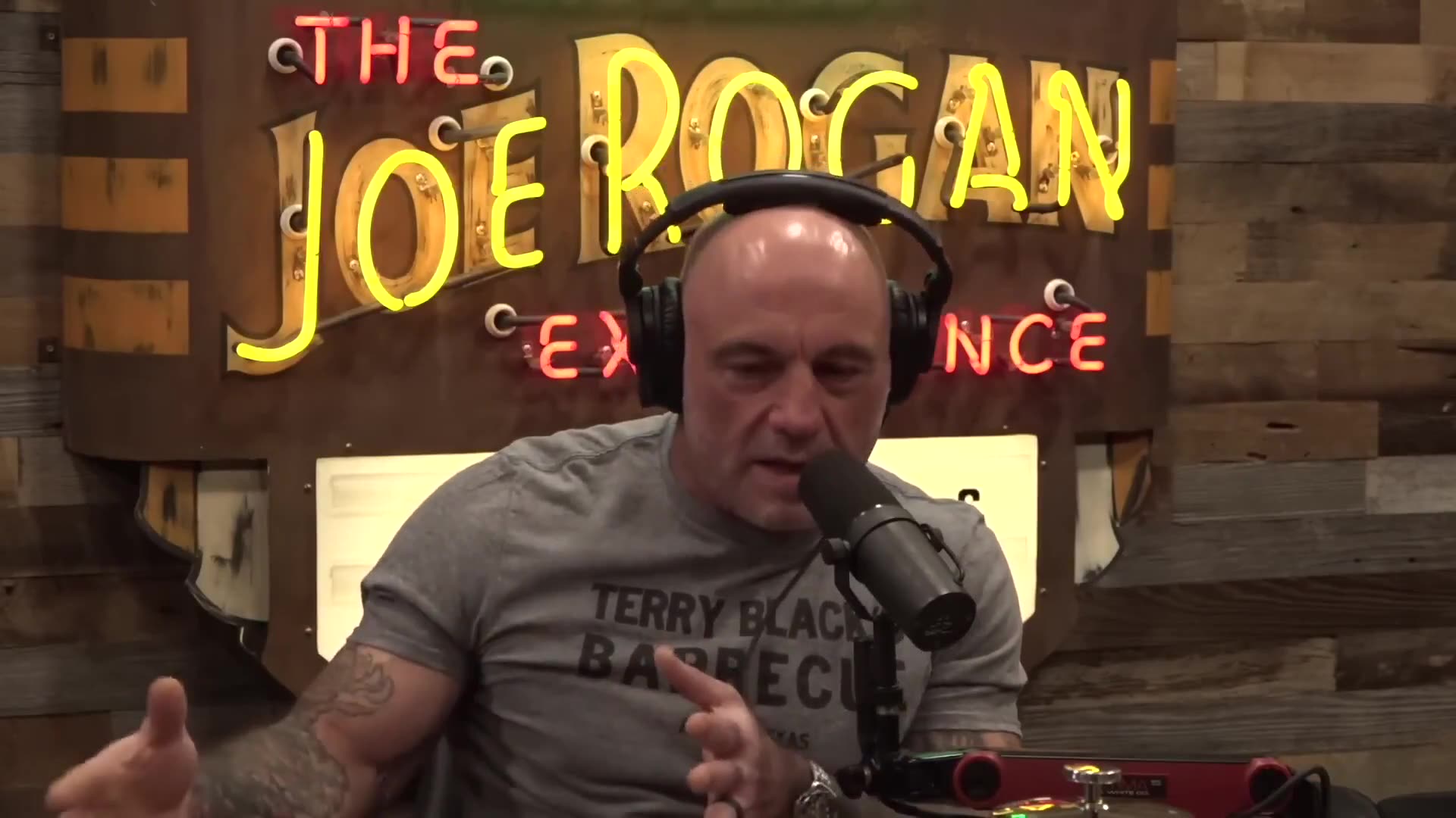 Joe Rogan Hits Democrats With Explicit Rant Over Cult-Like Ideology That Demands Compliance