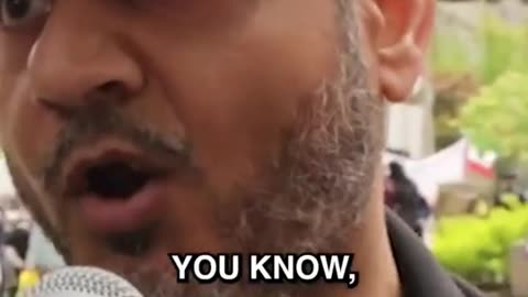 Muslim protester says Sharia law will come to Canada (2019)