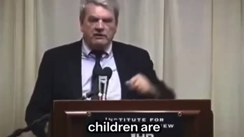 David Irving talks about how the British used propaganda to blame the Germans during World War II