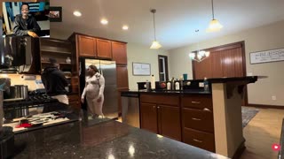 Donn and Decia EATING THE ENTIRE CORNED BEEF UP FROM DEE AND LEAVING A SMALL PIECE REACTION