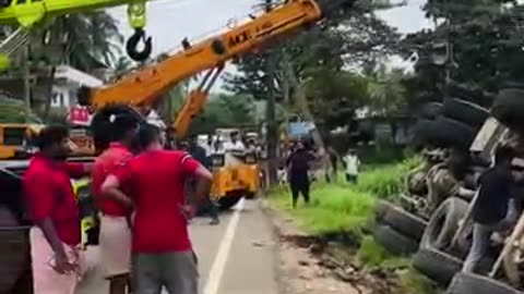 എന്താ_നിങ്ങടെ_അഭിപ്രായം_#kerala_#tippertruck_#driver