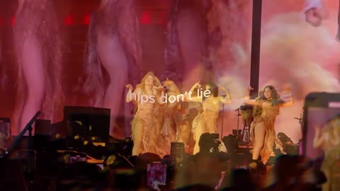 Shakira - "Hips Don't Lie