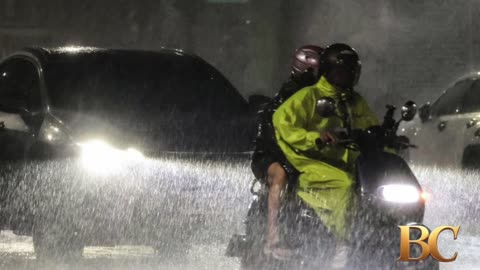Typhoon Podul brings no major damage as it crosses Taiwan and heads for China