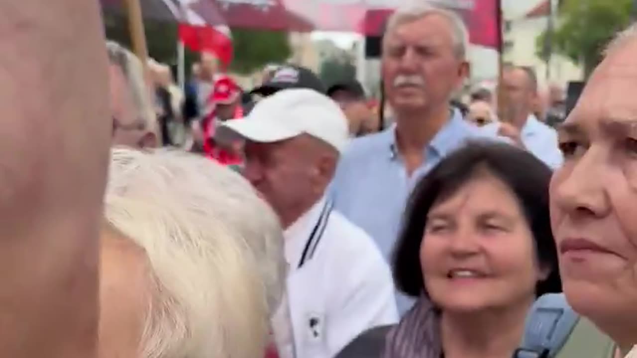 🚨#PROTEST @KlubyGP Tłumy przed budynkiem Sądu Najwyższego 🚨