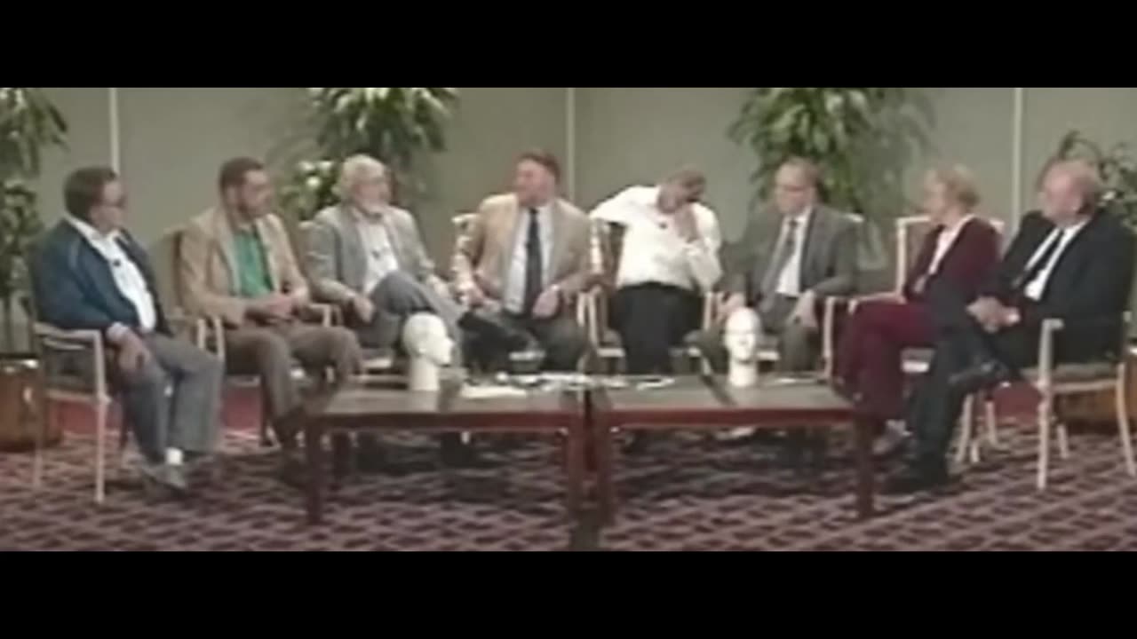 Dallas Autopsy Panel #7 Working with New People, New Doctors that Night vs How it Usually Was