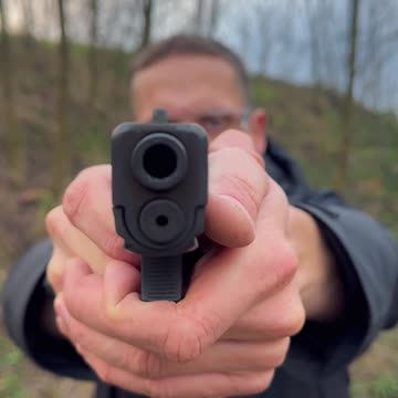 FINALLY, A TRUTHFUL GLOCK AD!