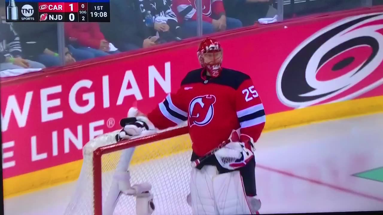 Hurricanes RW #37 Andrei Svechnikov 🥅(2)🏒Wrist-Shot Goal