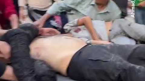 গাযা সিটির আর রিমাল এলাকায় একদল বেসামরিককে লক্ষ্য করে বিমান হামলা চালিয়েছে ইসরাইল।