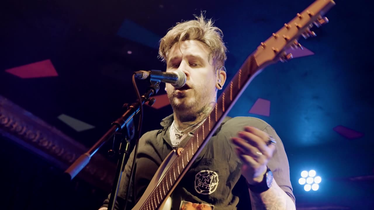 Tova live at The Victoria Dalston - part 3 | Cupchairs.com