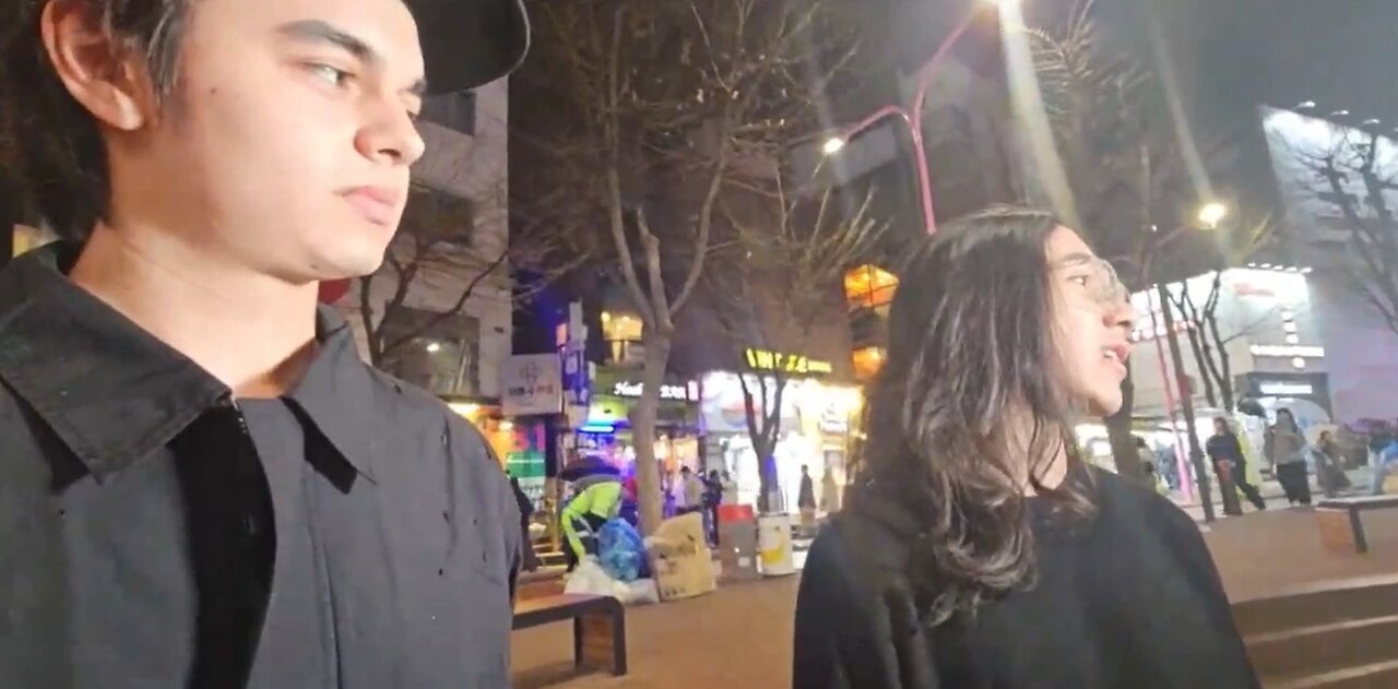 IP2 Stories - Johnny Somali Pressed By 2 Libtards! Alex Novell Mediates