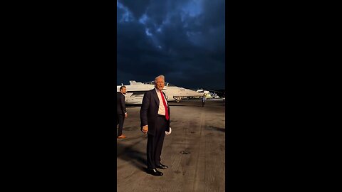 “Thank you everybody!” President Trump departs USS George Washington