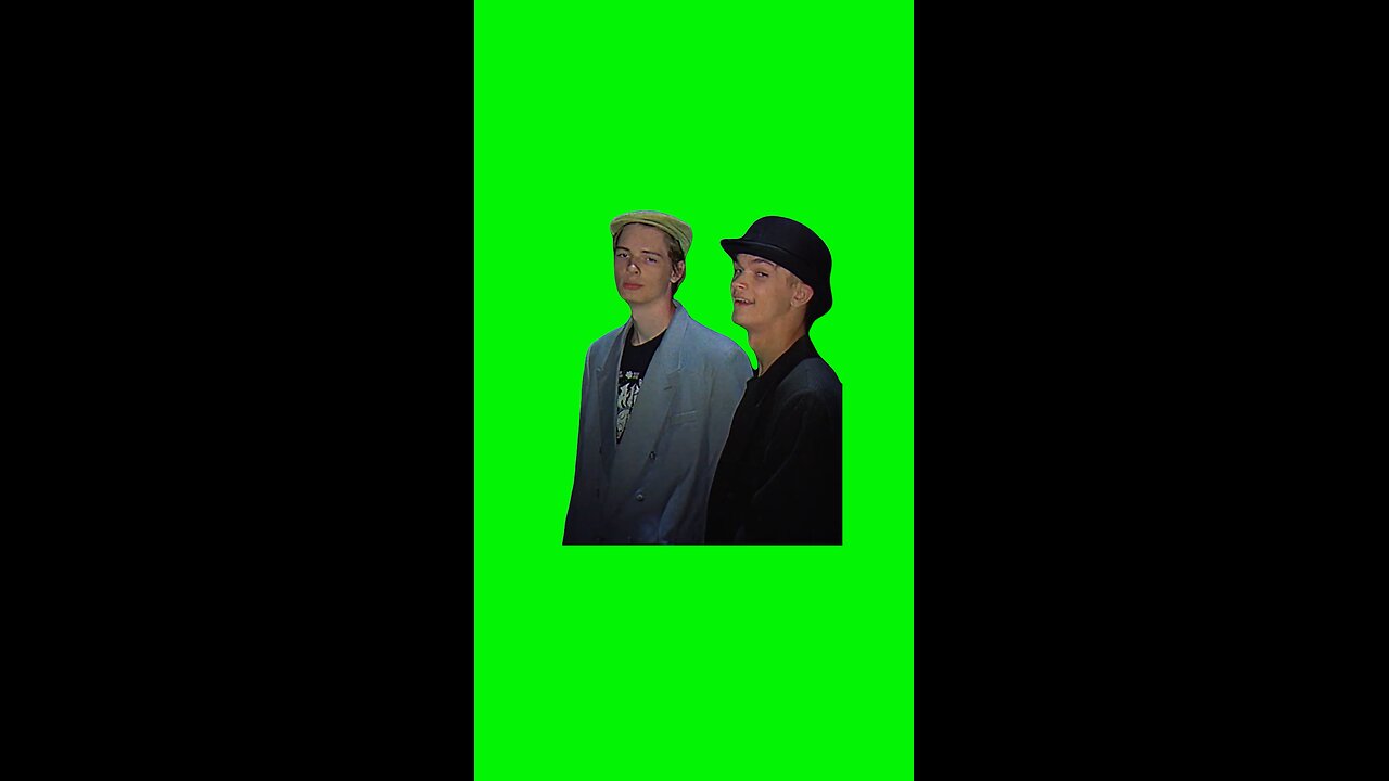 Plug Walk Cover | Green Screen