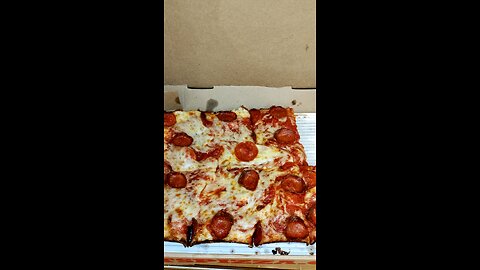 Meal, Jet's Pizza, Ford Rd, Dbn, MI, 7/21/25