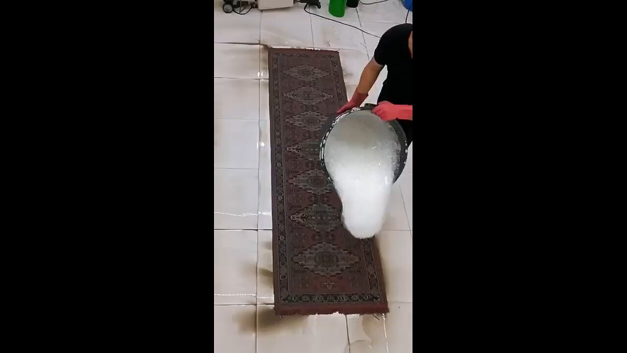 Dirty loooong thin carpet cleaning #carpetcleaning #asmr #rugwashing