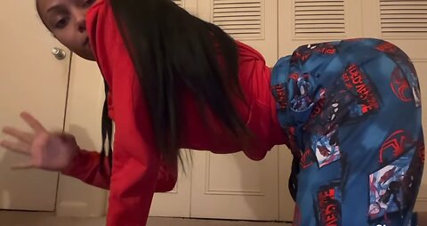 Imanii Bends - Fun Evening Yoga Black Girl Time | Day 27 😋 
