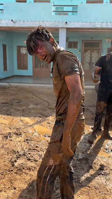 Holi : but this time not With colour 💀 #rumble