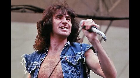 ROCK & ROLL DAMNATION ~ AC/DC ( LIVE )