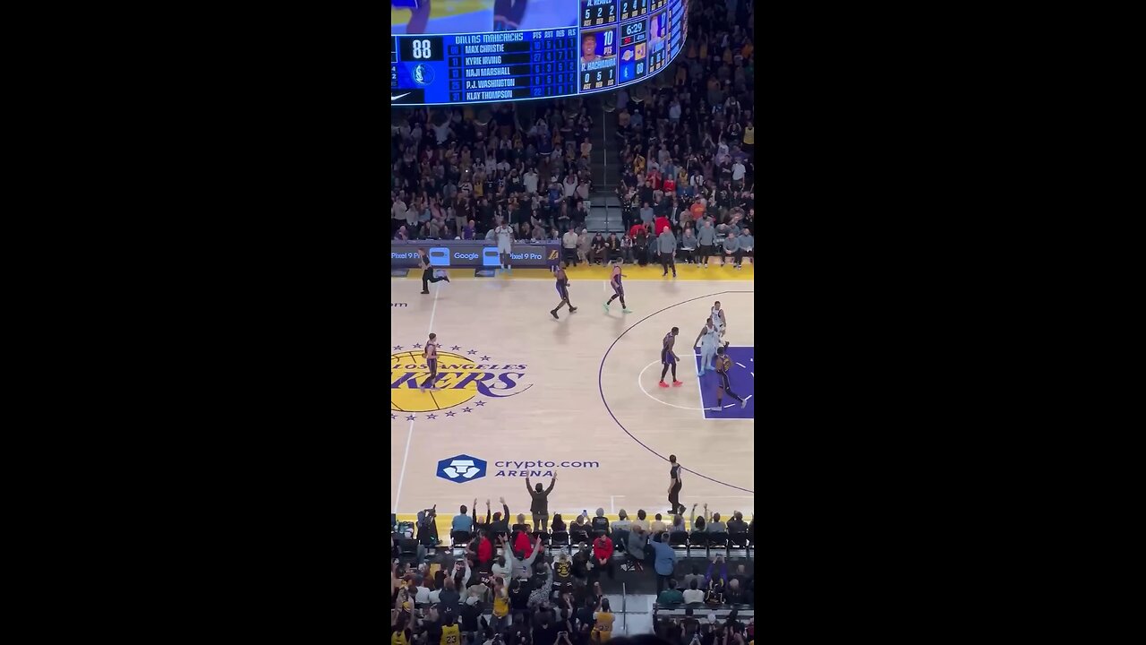 lakers Luka to Lebron to Luka to Lebron to Luka to BRON FOR THREE
