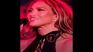 Saltamontes se convirtió en el héroe de un concierto de Jennifer Lopez