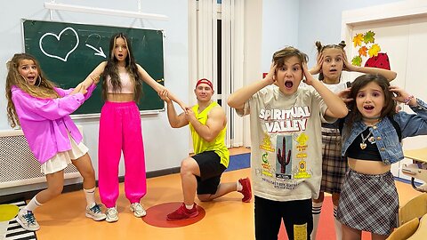 NEUES MÄDCHEN in der Schule! 😱 Der stärkste Teenager gesteht seine Liebe? | Serie 11