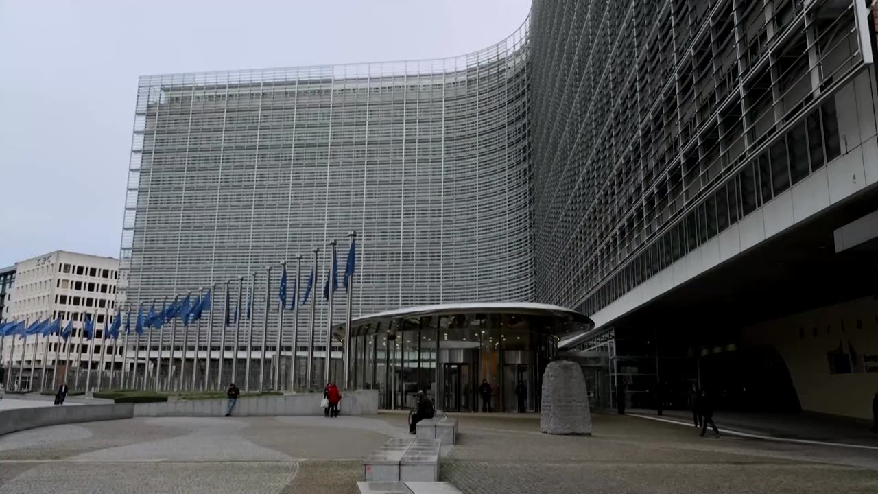 EU seeks unity in first strike back at Trump tariffs