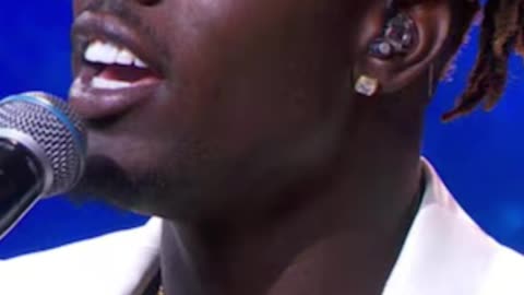 Sweet Baby Photo by Jamal Roberts Brings Smiles Across the Internet