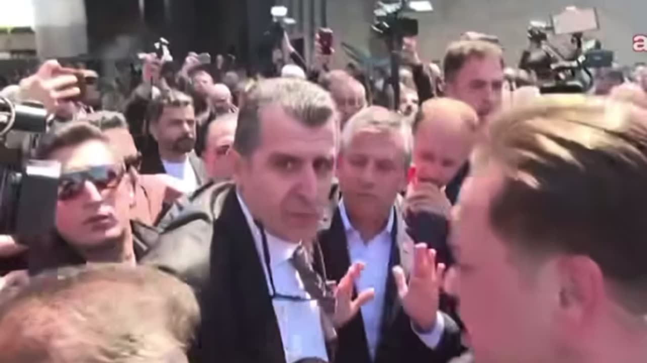 Goditet me grusht lideri i opozitës turke