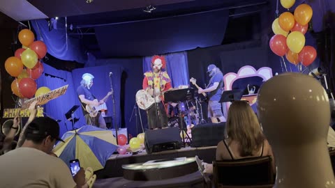 🤡 CHUCKLES KILLJOY 🤡 I'm Scum (IDLES) Live at Duncan Showroom 🤡