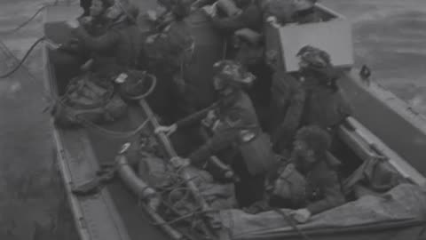 ABOARD CANADIAN CRUISER HMS ... - ABOARD CANADIAN CRUISER HMS ALGONQUIN, FRENCH COAST - 111-adc-1438