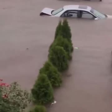 Scott - Crazy flooding in Plainfield, NJ. #njwx 🎥： Vinnie Brown