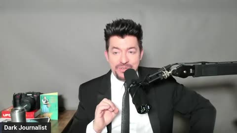 Dark Journalist X-215: Covert Moon Wars UFO File Secret Tech!