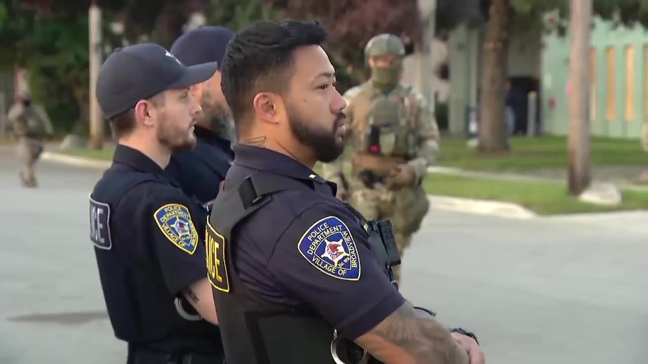 ICE officer shoots, kills suspect who dragged officer with car near Chicago, says Homeland Security