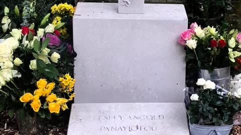 FAMOUS GRAVES - VOL. 145: GEORGE MICHAEL