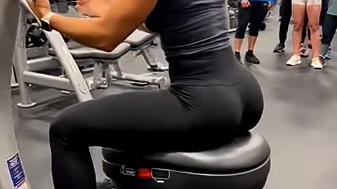 🔥 Gym Vibration Machine Went INSANE 😂 #gymcomedy #funnygym #gymfails #fitnesscomedy #shorts
