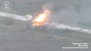 Russian Tank Flames Out(Incredible Footage)