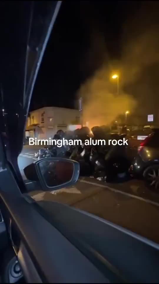 Meanwhile, the bin promblem in alum rock Birmingham last night.