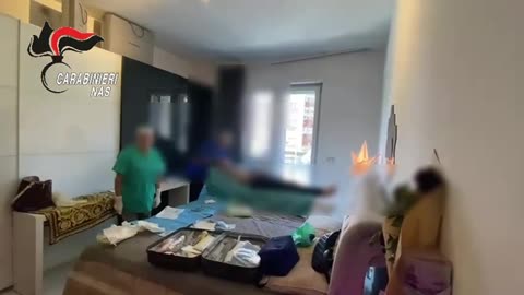 Medico sospeso operava in casa: arresti domiciliari a Roma