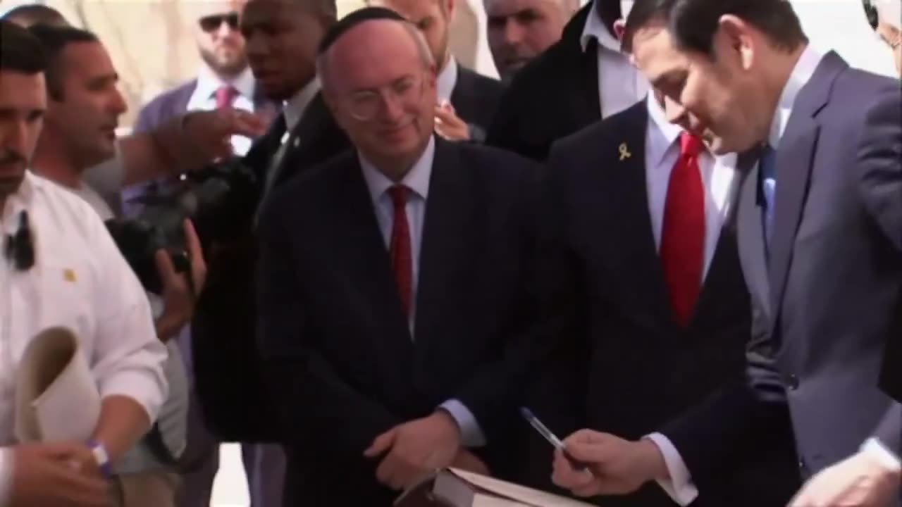 Marco Rubio, Mike Huckabee, and Netanyahu pray at the Wailing Wall in Israel wearing kippahs