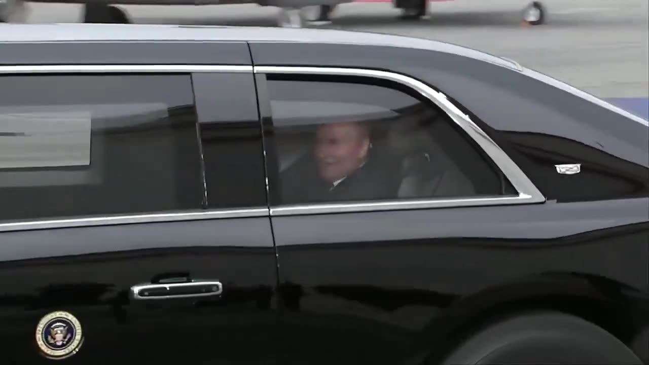 Trump’s security would have never let him ride in Putin’s caR #ALASKA