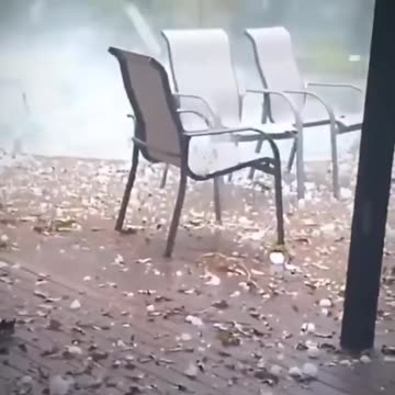 Baseball-sized hail falls in Cheyenne, Wyoming