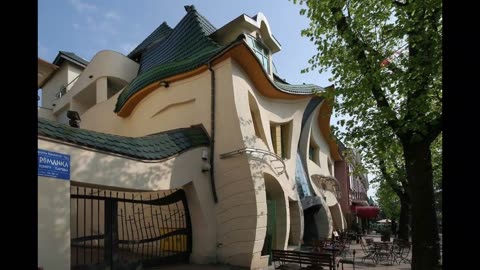 The Crooked House, Poland #polandtravel #traveldestination #travelvlog #europetravel
