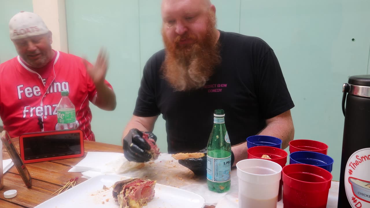 5 pound sandwich in 6:37 ? The red beard of death !!