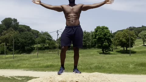 FOOTWORK IN & OUT UNTOUCHABLE SPEED! 🥊