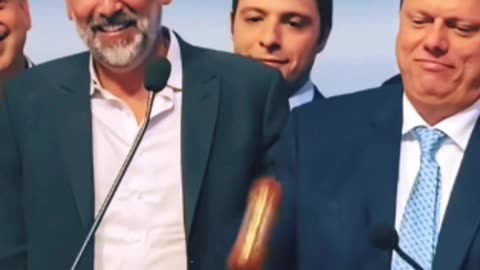 Tarcisio celebrando com Marteladas