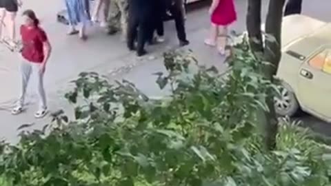 🚨🛡️ Ukraine Russia War | Women Rescuing Man During Clash in Khmelnitsky | RCF